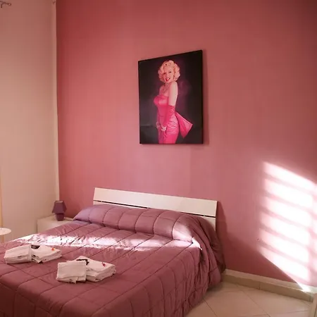 Al Centro Di Oda ve Kahvaltı Palermo